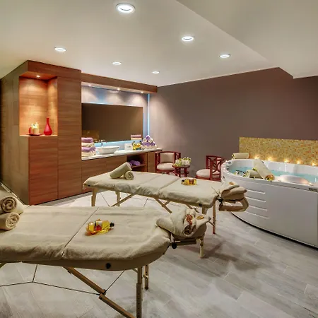 Royal Palm Szálloda 5*